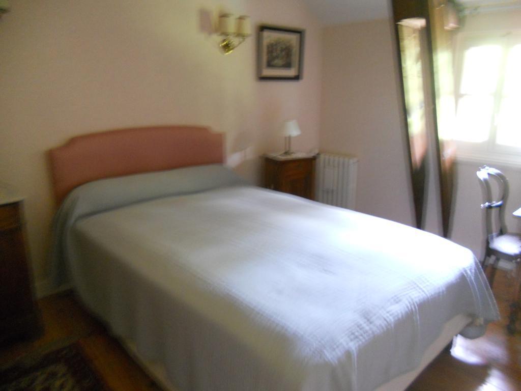 Chateau De La Moissetie Bed & Breakfast Aurillac